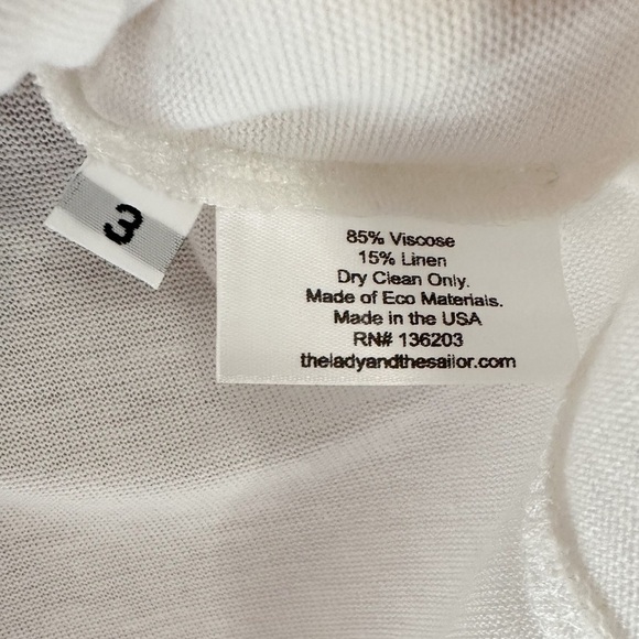 The Lady & The Sailor Crafted In The USA For Seaside Luxe Linen Long Sleeve Top - Picture 5 of 6